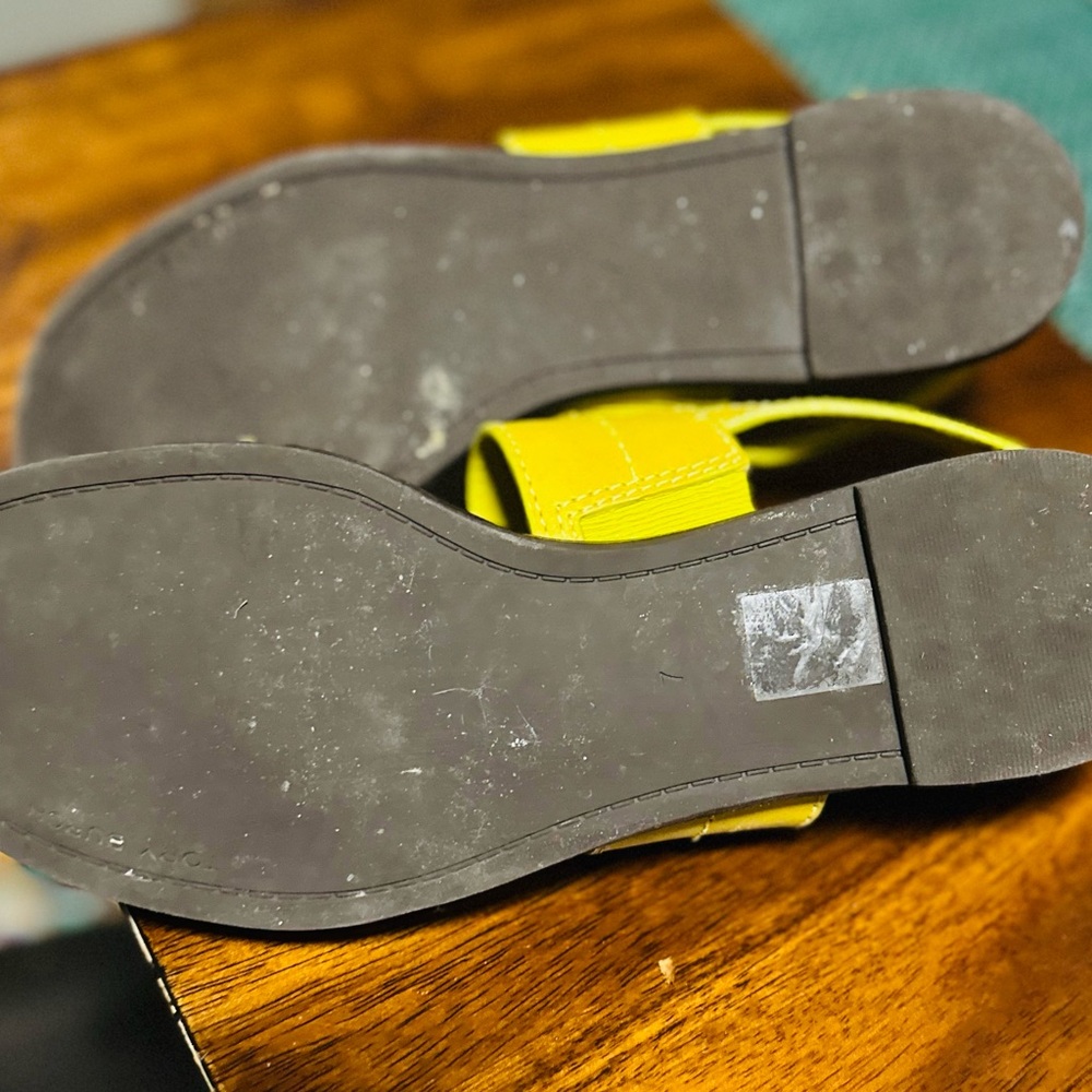 Tory Burch Yellow Sandals - Picture 4 of 4